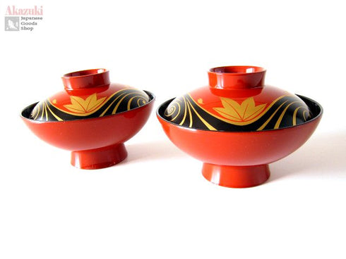 Momiji bowls with lids x2